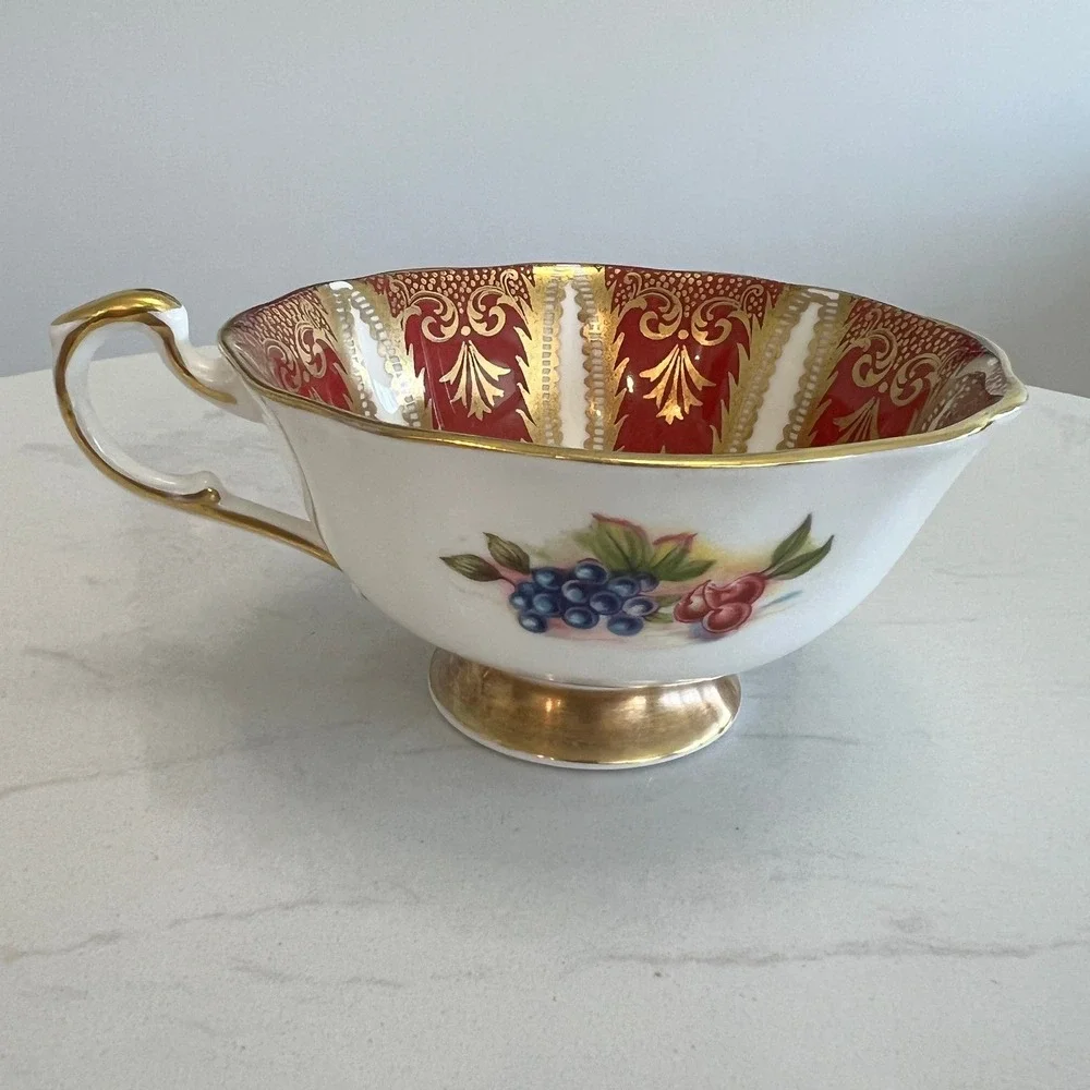 Vtg Paragon‎ Fine Bone China Teacup Saucer Set Maroon Gold Fruit England Tea Cup